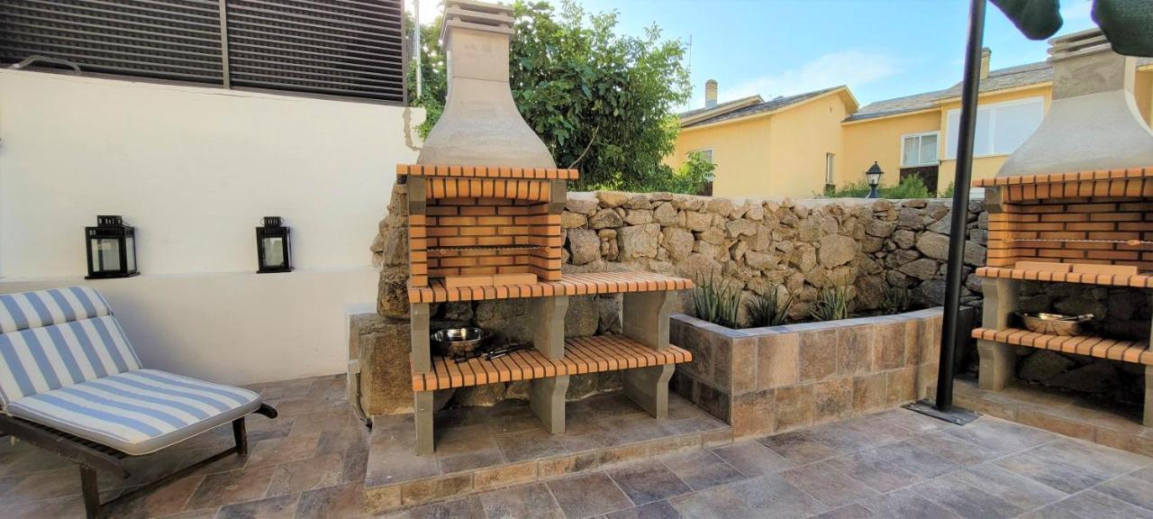 Casa Del Castillo By Naturadrada La Adrada Εξωτερικό φωτογραφία